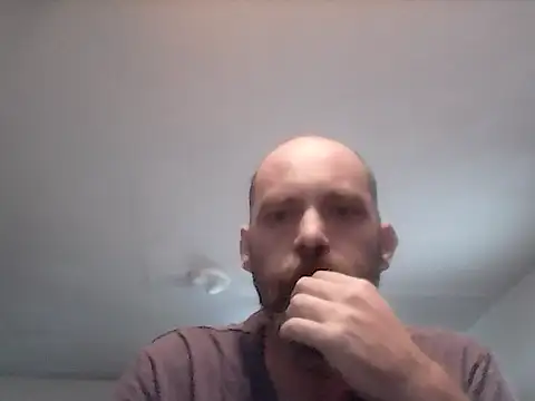 Snapshot of crazyheratic8 chatting on 9, 11, 2025 crazyheratic8 online show from 9, 11, 2025