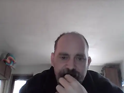 Snapshot of crazyheratic8 chatting on 3, 4, 2026 crazyheratic8 online show from 3, 4, 2026