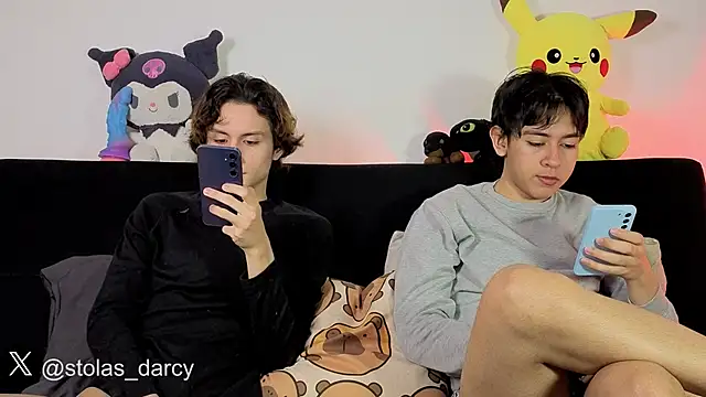 Snapshot of Darcy_and_Stolas chatting on 10, 4, 2026 Darcy and Stolas online show from 10, 4, 2026