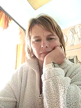Snapshot of Masha412111 chatting on 6, 3, 2026 Masha412111 online show from 6, 3, 2026