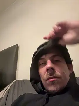 Snapshot of Mb5294 chatting on 4, 12, 2025 Mb5294 online show from 4, 12, 2025