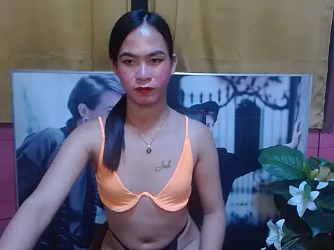 Snapshot of miss_katty28 chatting on 28, 10, 2025 miss katty28 online show from 28, 10, 2025