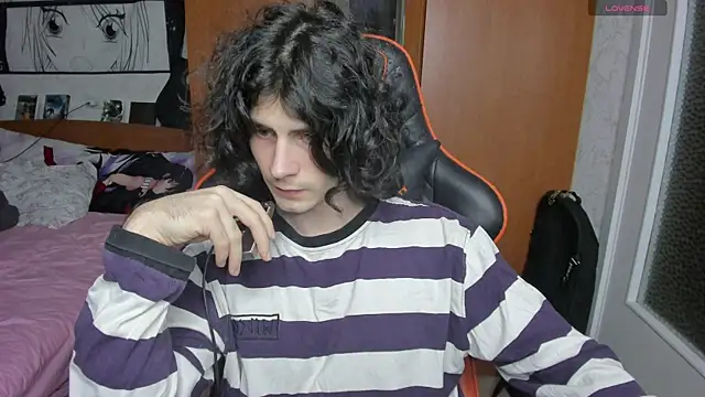 Snapshot of Rakimaru_ chatting on 16, 12, 2025 Rakimaru online show from 16, 12, 2025