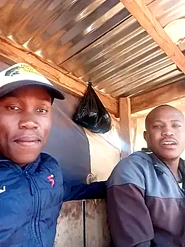 Snapshot of lefalamangmo chatting on 28, 10, 2025 lefalamangmo online show from 28, 10, 2025