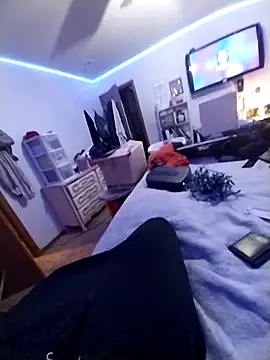 Snapshot of JNTre chatting on 21, 11, 2025 JNTre online show from 21, 11, 2025