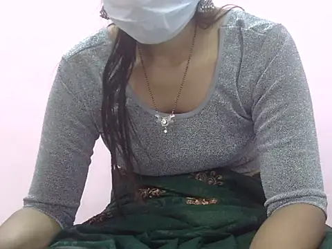 Laila Cute online show from 12, 1, 2026