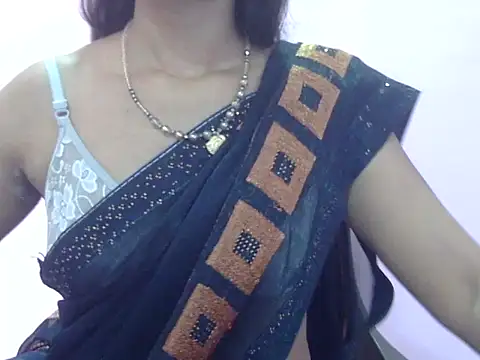 Snapshot of Laila_Cute chatting on 9, 4, 2026 Laila Cute online show from 9, 4, 2026