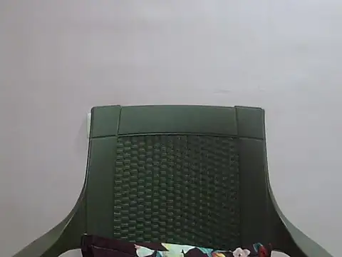 Snapshot of Laila_Cute chatting on 19, 4, 2026 Laila Cute online show from 19, 4, 2026