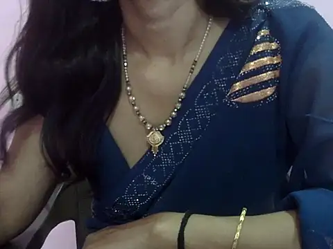 Snapshot of Laila_Cute chatting on 30, 4, 2026 Laila Cute online show from 30, 4, 2026