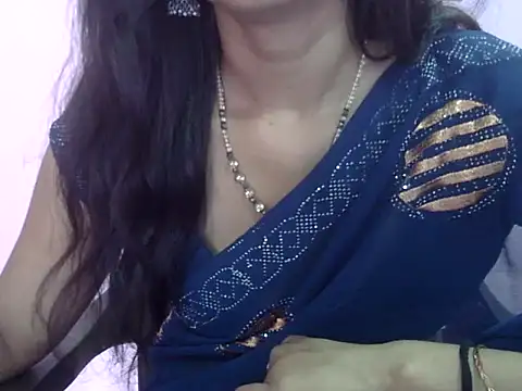 Snapshot of Laila_Cute chatting on 2, 5, 2026 Laila Cute online show from 2, 5, 2026