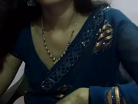 Snapshot of Laila_Cute chatting on 3, 5, 2026 Laila Cute online show from 3, 5, 2026