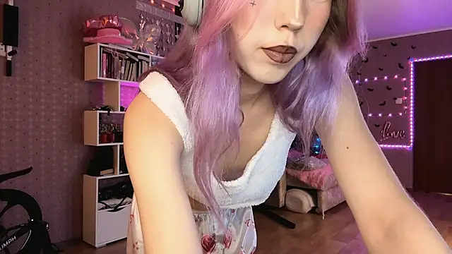 Snapshot of Jerrieberry chatting on 19, 12, 2025 Jerrieberry online show from 19, 12, 2025