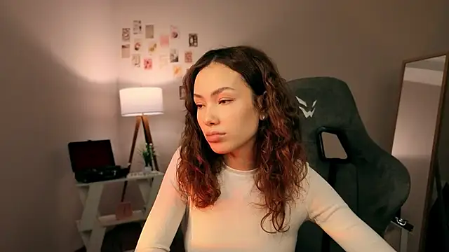 branchwithflowerss online show from 1, 12, 2025