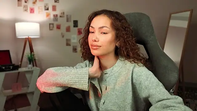 branchwithflowerss online show from 17, 12, 2025