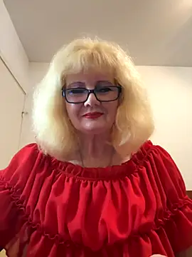 Snapshot of BoloshkaBlonda chatting on 23, 10, 2025 BoloshkaBlonda online show from 23, 10, 2025