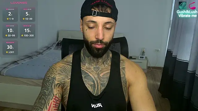 Snapshot of MasculineGuy99 chatting on 20, 12, 2025 MasculineGuy99 online show from 20, 12, 2025