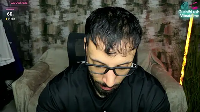 Snapshot of MasculineGuy99 chatting on 3, 2, 2026 MasculineGuy99 online show from 3, 2, 2026