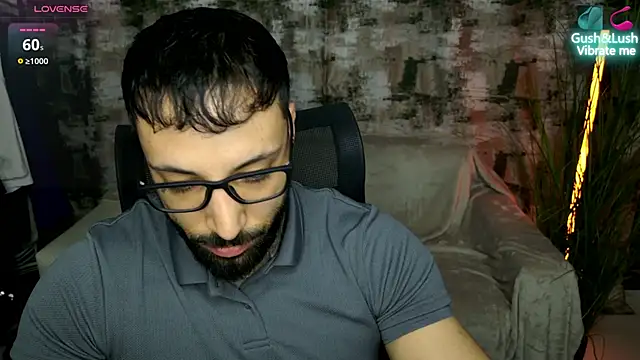 Snapshot of MasculineGuy99 chatting on 5, 2, 2026 MasculineGuy99 online show from 5, 2, 2026