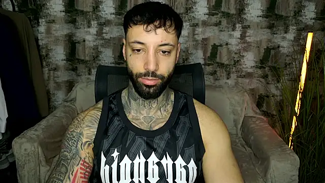 Snapshot of MasculineGuy99 chatting on 19, 2, 2026 MasculineGuy99 online show from 19, 2, 2026