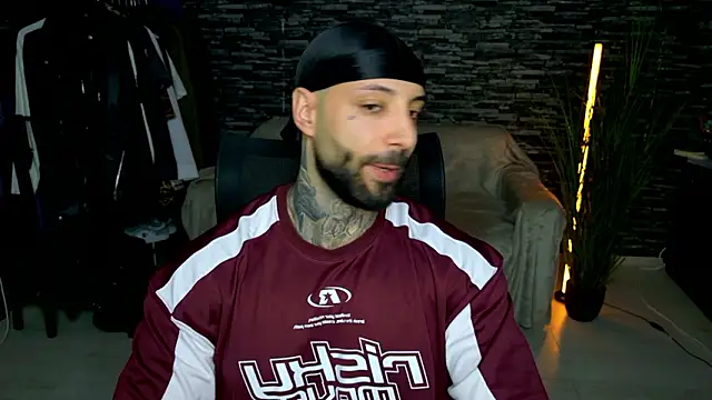 Snapshot of MasculineGuy99 chatting on 13, 3, 2026 MasculineGuy99 online show from 13, 3, 2026