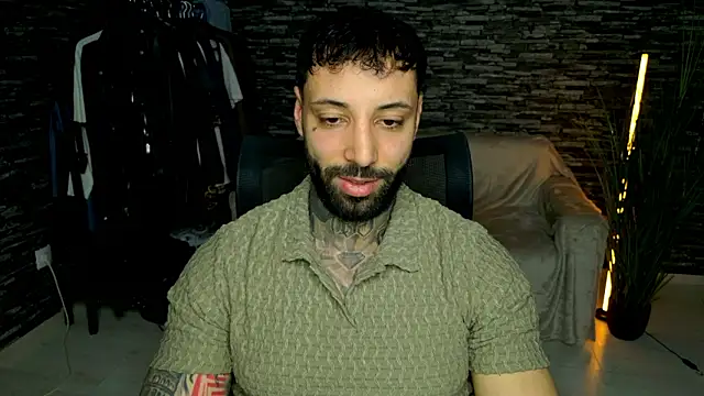 Snapshot of MasculineGuy99 chatting on 17, 3, 2026 MasculineGuy99 online show from 17, 3, 2026