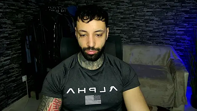 Snapshot of MasculineGuy99 chatting on 3, 4, 2026 MasculineGuy99 online show from 3, 4, 2026