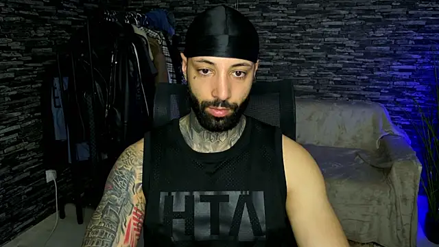 Snapshot of MasculineGuy99 chatting on 21, 4, 2026 MasculineGuy99 online show from 21, 4, 2026