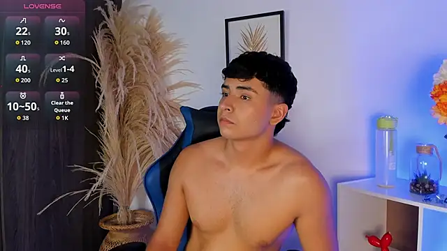 Thiago Connor21 online show from 27, 5, 2026