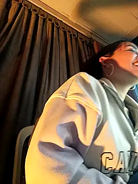 Mia lopez 1 online show from 9, 4, 2026