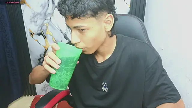 Im david02 online show from 6, 1, 2026