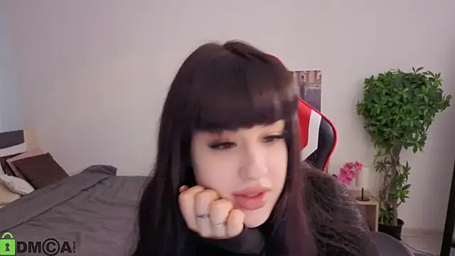 Snapshot of Erika_peach chatting on 6, 10, 2025 Erika peach online show from 6, 10, 2025