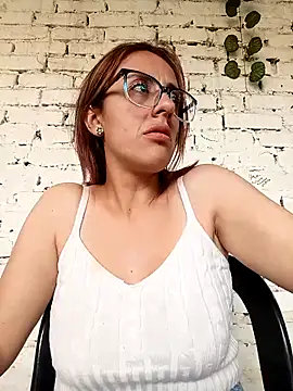 Jade 1-9 online show from 5, 11, 2025