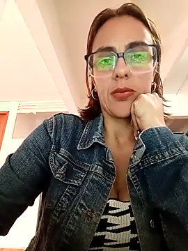 Snapshot of Jade_1-9 chatting on 3, 3, 2026 Jade 1-9 online show from 3, 3, 2026