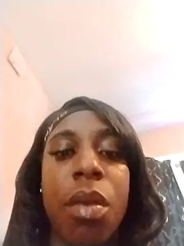 Snapshot of GoddessXOXOLovely chatting on 4, 10, 2025 GoddessXOXOLovely online show from 4, 10, 2025