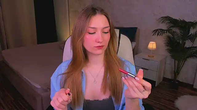 AngelAnabelle online show from 25, 10, 2025