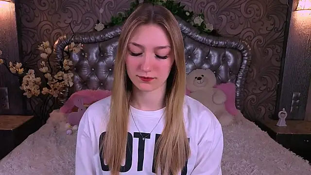 Snapshot of AngelAnabelle chatting on 3, 4, 2026 AngelAnabelle online show from 3, 4, 2026