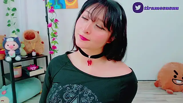 Snapshot of tiramesusuu chatting on 24, 11, 2025 tiramesusuu online show from 24, 11, 2025