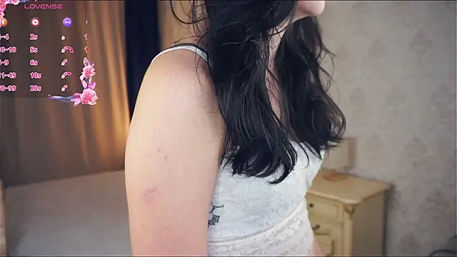 BettieBourque online show from 13, 12, 2025