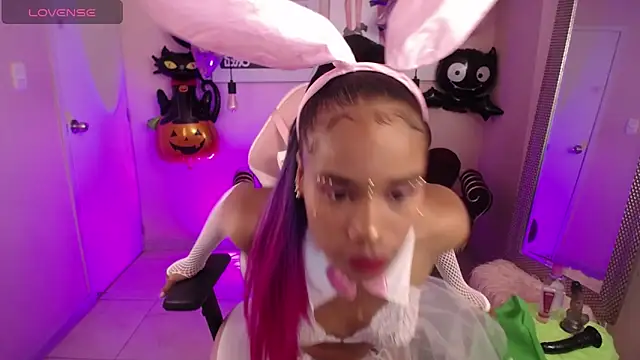 ingrid03 taffur online show from 31, 10, 2025