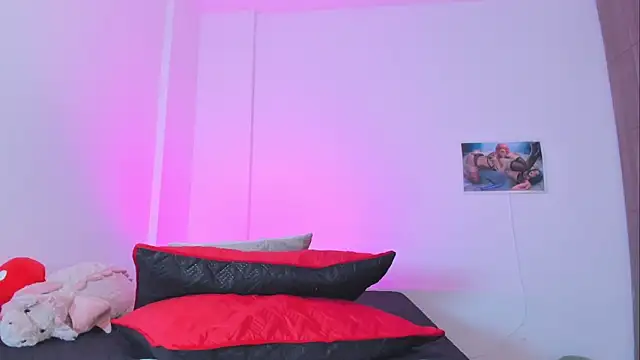 Snapshot of Miaengels_ chatting on 21, 4, 2026 Miaengels online show from 21, 4, 2026