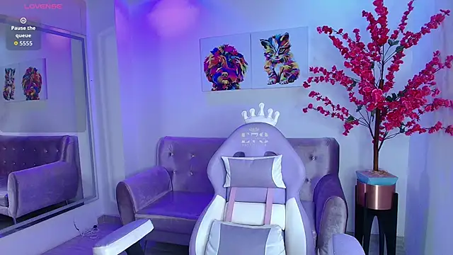 Summer miller online show from 24, 10, 2025