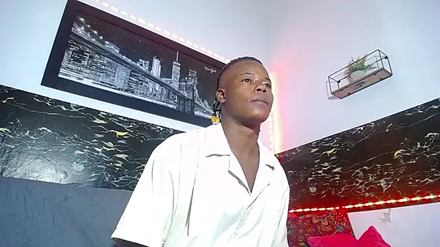 Snapshot of Dark_stallionX chatting on 17, 10, 2025 Dark stallionX online show from 17, 10, 2025