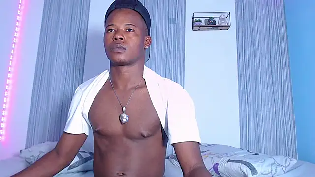 Snapshot of Dark_stallionX chatting on 27, 11, 2025 Dark stallionX online show from 27, 11, 2025