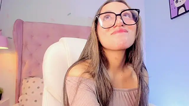 Snapshot of Vanelope_evanss chatting on 9, 11, 2025 Vanelope evanss online show from 9, 11, 2025