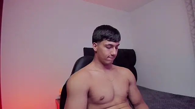 Snapshot of CHRIS_MORGAN1 chatting on 10, 10, 2025 CHRIS MORGAN1 online show from 10, 10, 2025