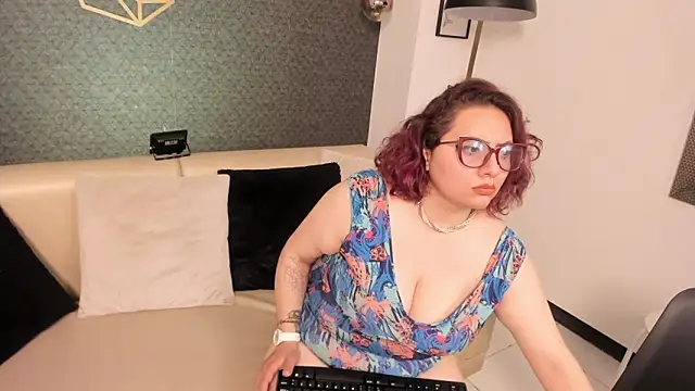 sam von tess online show from 3, 10, 2025