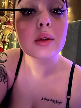 Snapshot of KellyMoors chatting on 17, 1, 2026 KellyMoors online show from 17, 1, 2026