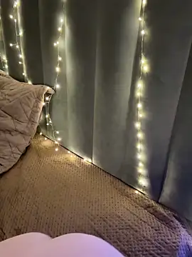 Snapshot of KellyMoors chatting on 11, 2, 2026 KellyMoors online show from 11, 2, 2026