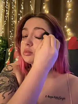 Snapshot of KellyMoors chatting on 12, 2, 2026 KellyMoors online show from 12, 2, 2026