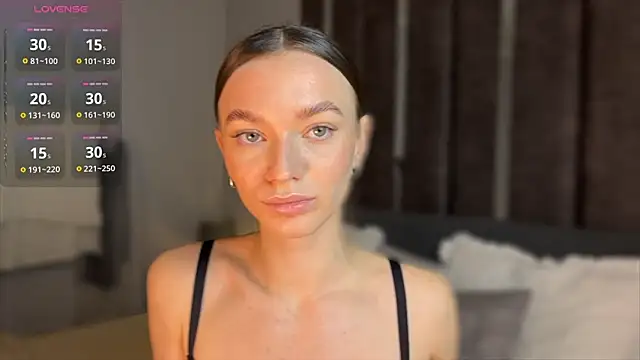 EvaToniz online show from 15, 12, 2025